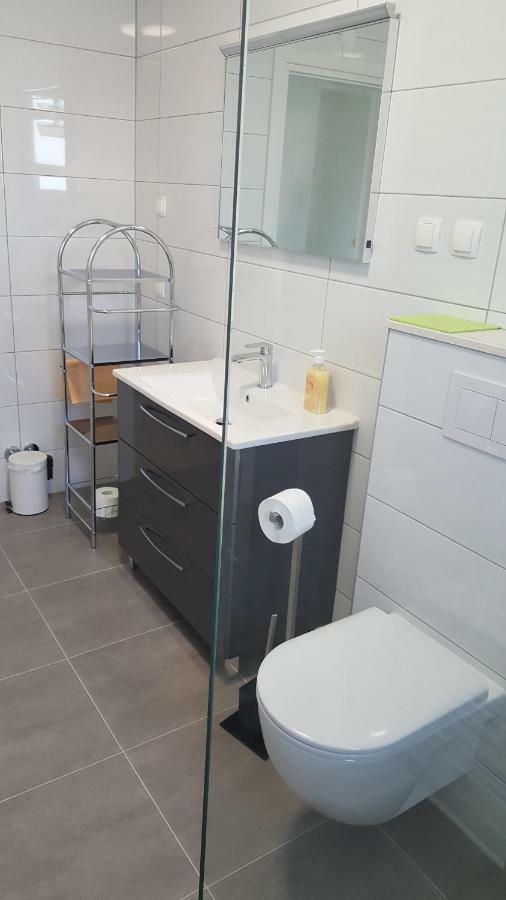 Apartmani Krajinovic Krk Town Buitenkant foto